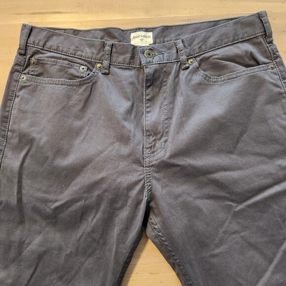 Dockers Straight Fit Pants Gray Stretch Casual Comfortable Mens 34x34‎ EUC - Picture 9 of 13